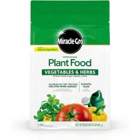 Miracle-Gro Water Soluble Veggies & Herbs Plant Food, ZZMR3003710, 2 LB