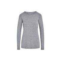 Noble Outfitters Women's Tug-Free Long Sleeve Crew