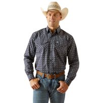 Ariat® Men's Casual Series Everly Long Sleeve Western Shirt