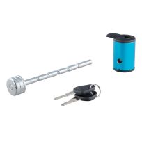 CURT® Coupler Lock (1/4 IN Pin, 1 IN to 3 IN Latch Span, Right-Angle), 23503