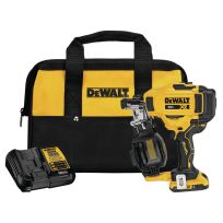 DEWALT 20V MAX 15 Cordless Coil Roofing Nailer Kit, DCN45RND1