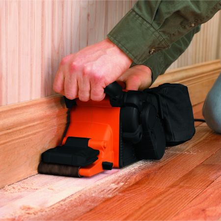 Bomgaars BLACK+DECKER Dragster Belt Sander, IN x 21 IN Belt