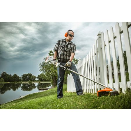 Bomgaars STIHL FS 56 RC-E Gas Trimmer String Trimmers