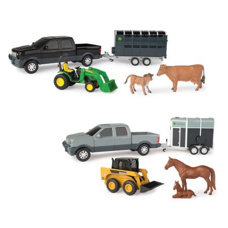 Bomgaars : ERTL Replica John Deere Animal Hauling Set, Assorted : Trucks