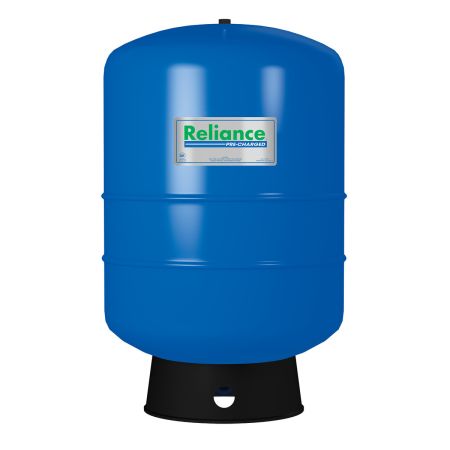 Bomgaars : Reliance Vertical Pressurized Well Tank : Well Tanks