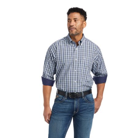 Ariat Men's Classic Fit Long Sleeve Western Shirt
