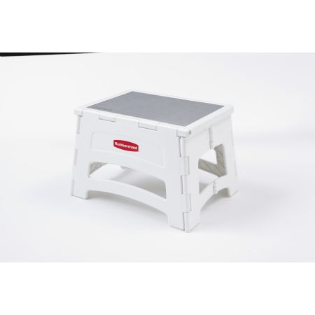 Rubbermaid foldable deals step stool